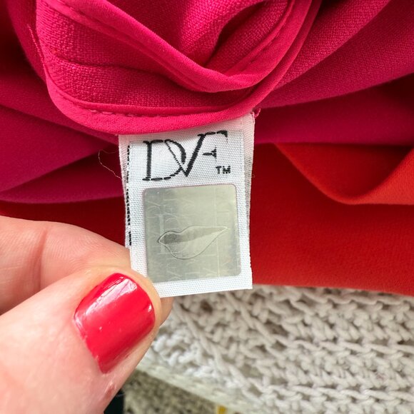 DvF ColorBlock Dress (Size 6 Never Worn Like New) - Picture 12 of 13